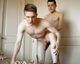 Connor Jacobs & Taylor Tyce in Connor Taps Taylor Tyce -